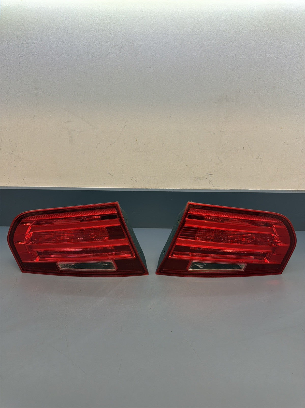 12-15 BMW 3 SERIES F30 F31 REAR Left And Right TRUNK TAIL LIGHT 7371111 7371112