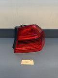 2006-2006 BMW E90 OUTTER PASSANGER PRE LCI TAIL LIGHT 7161956