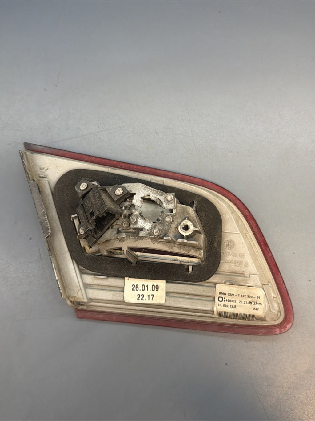 07-10 BMW M3 335 E92 Coupe Rear Right Inner Taillight Assembly 7162300 PRE-LCI