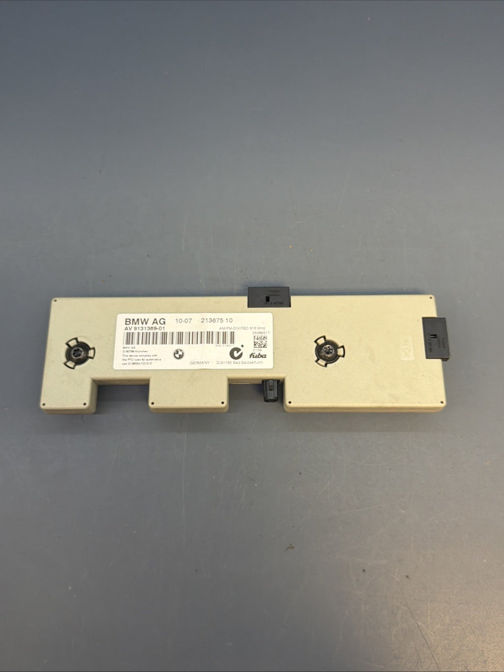 06-13 BMW M3 E90 SEDAN 3 SERIES ANTENNA RECEIVER BOOSTER AMPLIFIER 9131369