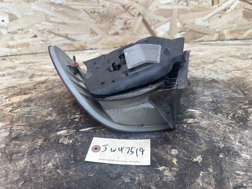 BMW 1997-2002 E46 3 SERIES REAR OUTER TAIL LIGHT SET 2 PC OEM 8383099+8383100