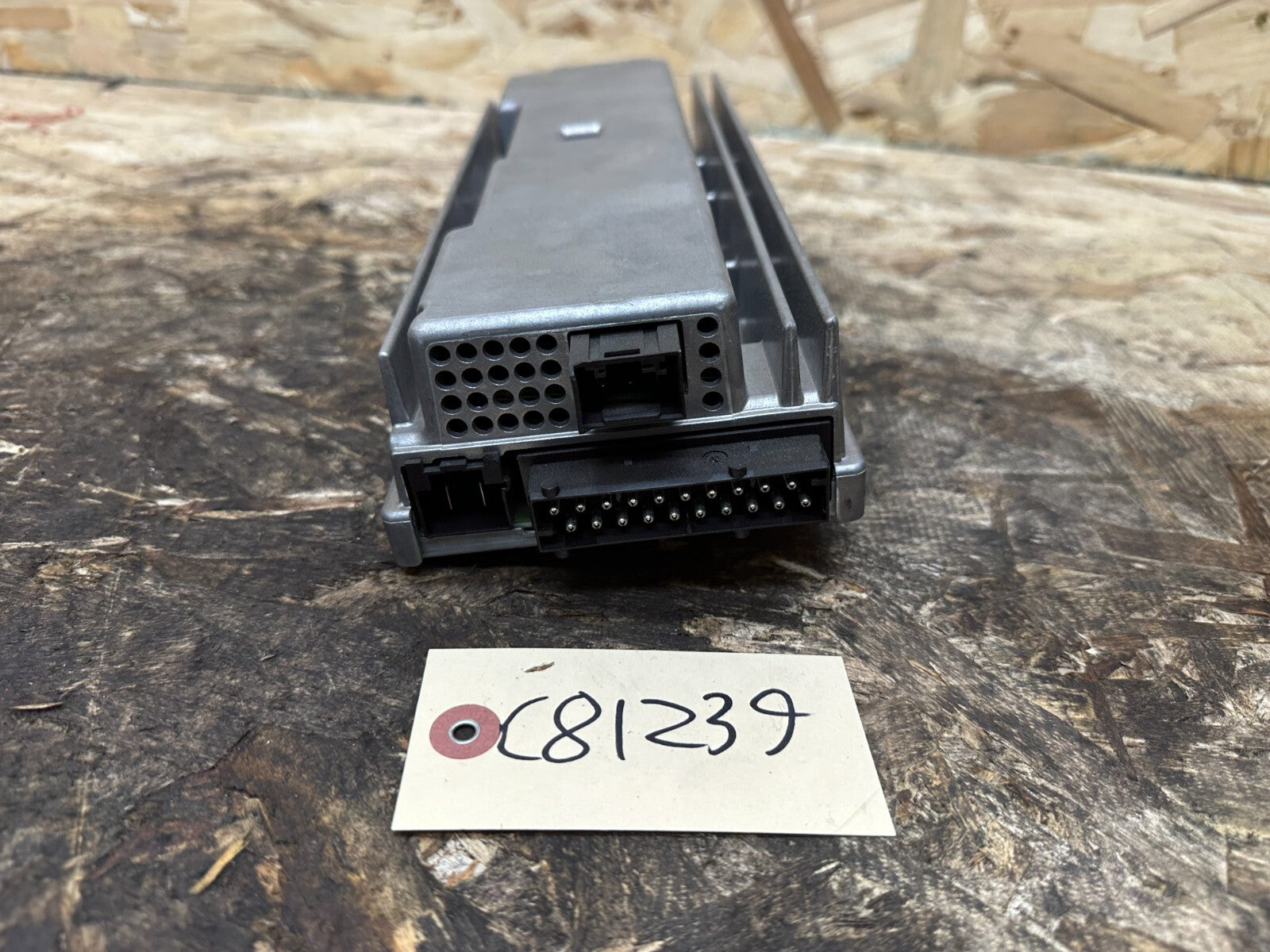 BMW 2006-2013 E70 X5 TOP HiFi LEAR AUDIO AMPLIFIER OEM 9221431