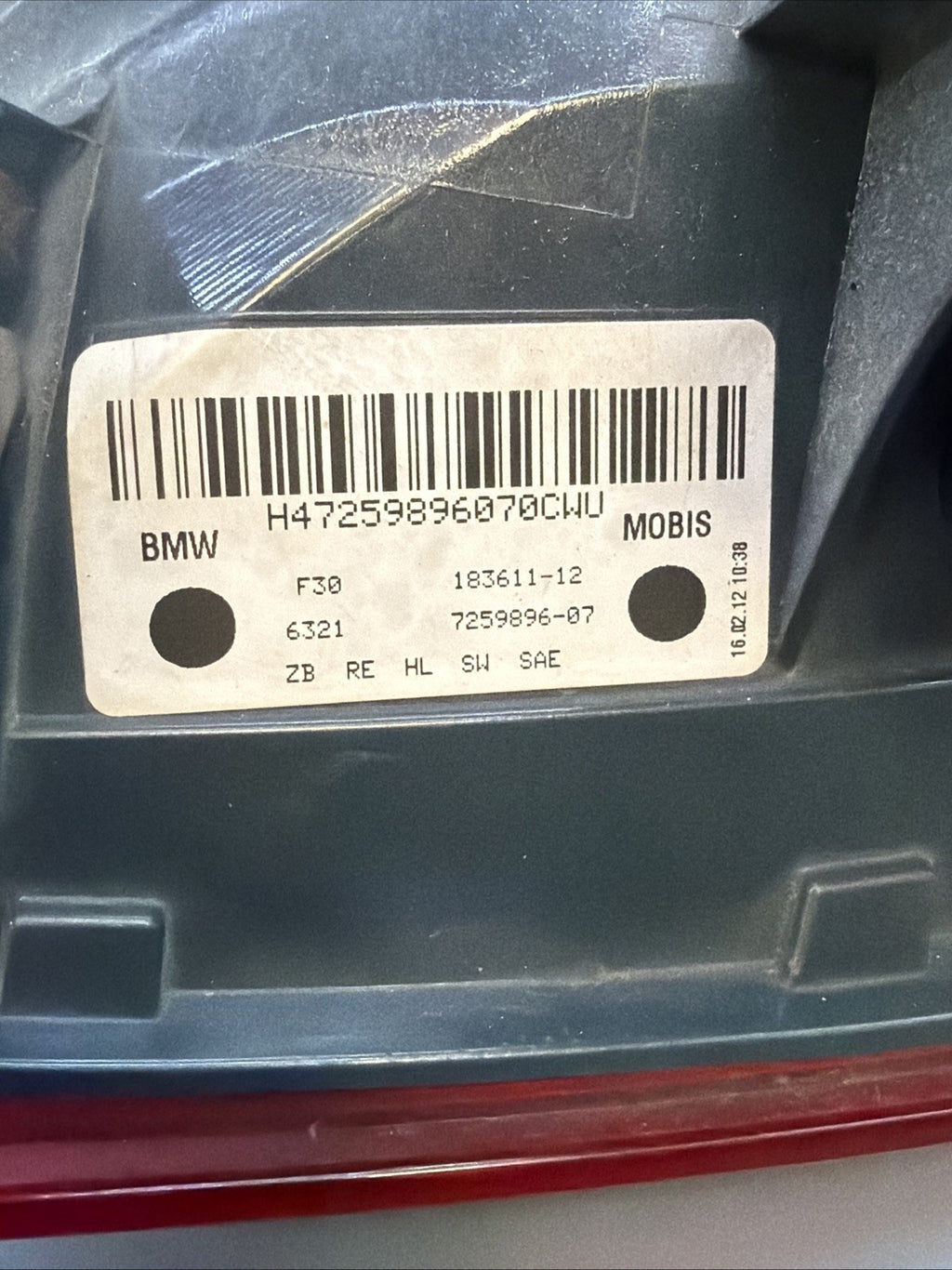 12-16 BMW F30 REAR RIGHT SIDE TRUNK OUTER STOP TAILLIGHT TAILLAMP OEM 7259896