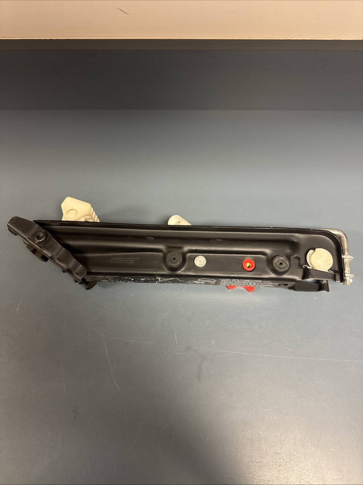 01-06 OEM BMW E46 325 330 M3 Emergency Spare Wheel Jack 6767944