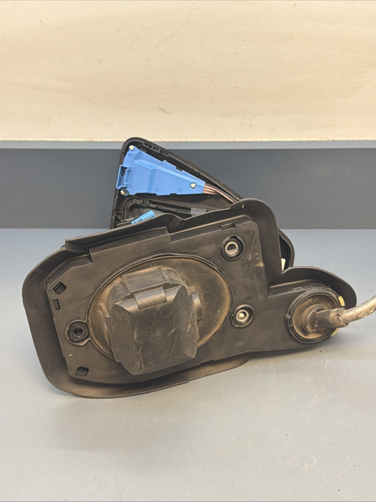 07-13 Genuine BMW 328ix E90 Floor Automatic Gear Shifter Selector OEM+ 7603765