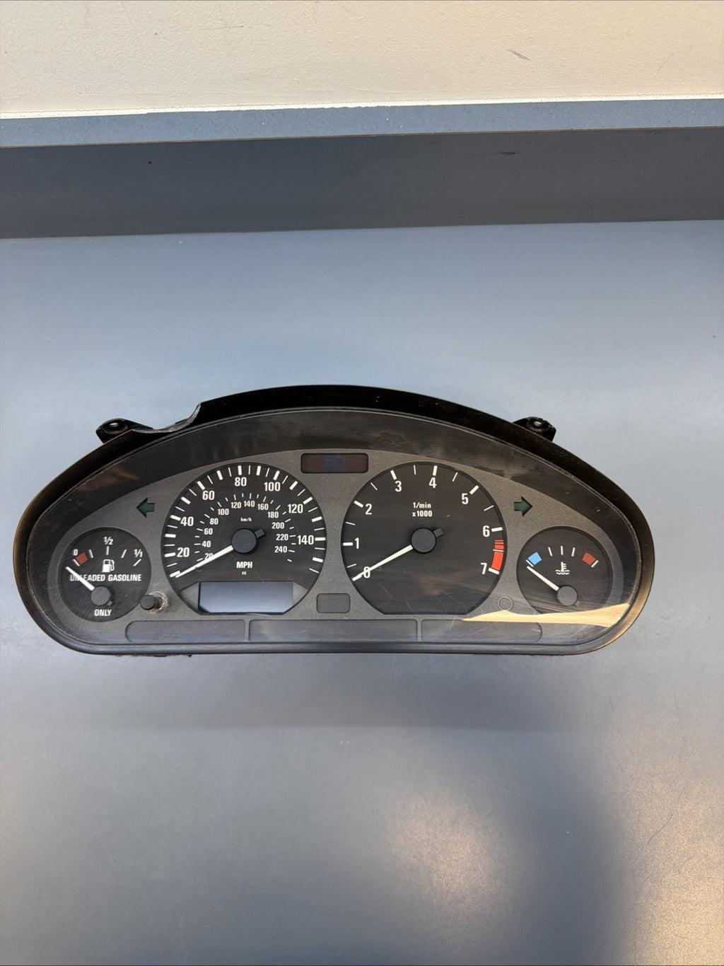 1997 BMW Z3 1.9L M44 Roadster Speedometer Instrument Cluster Automatic 8371582