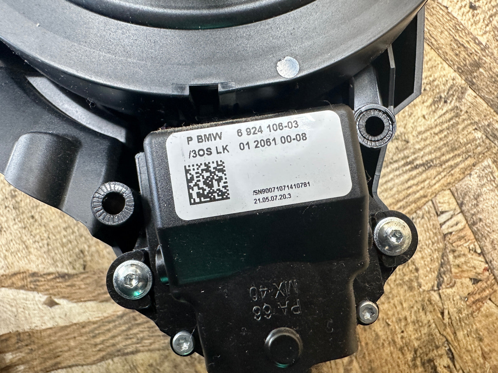 BMW 04-10 5 SERIES STEERING COLUMN HUB+CLOCK SPRING+STOCK SWITCHES OEM 6968199