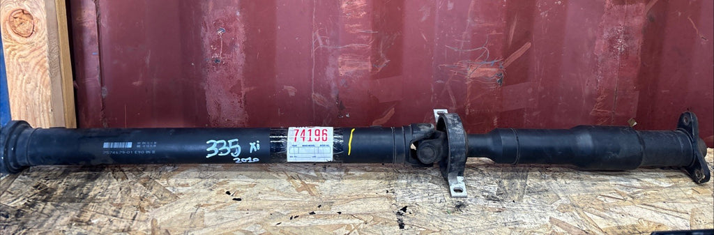 OEM Rear Drive Shaft Prop Drive Shaft For BMW 3 SERIES 335XI 2610 7574679 AWD
