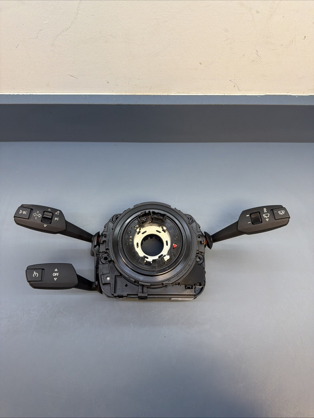 07-13 BMW 328i 330i 335i E90 E92 E93 Steering Controls Clockspring Combo 9123049