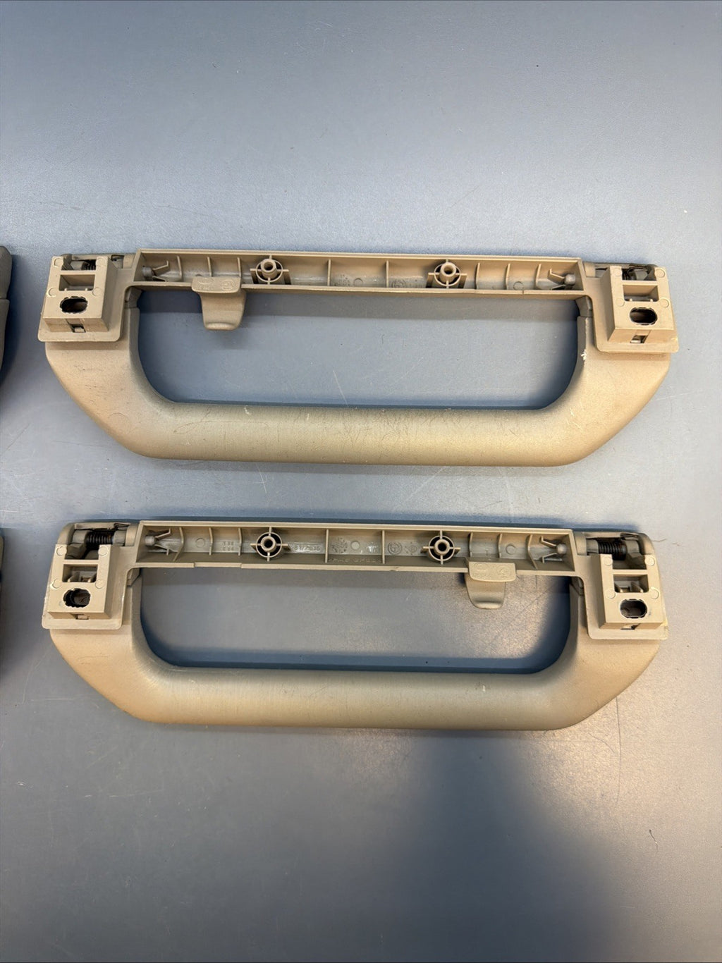 89-95 Bmw E34 5 Series Front & Rear Upper Roof Grab Handle Gray Unit Set  817764