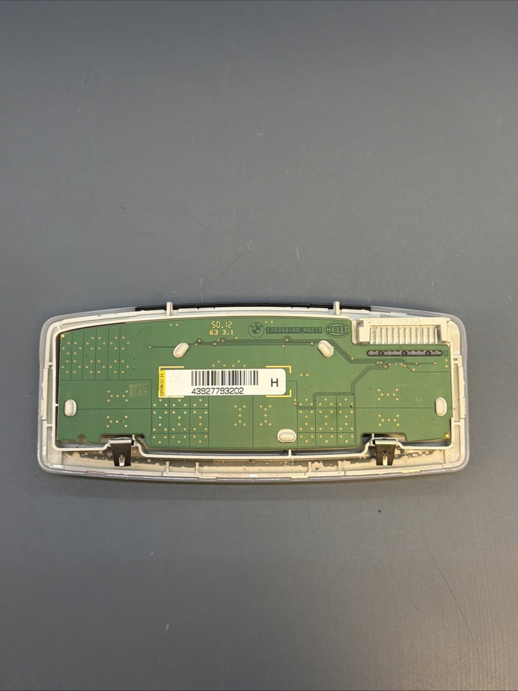 BMW F30 2012-2019 REAR OVERHEAD DOME LIGHT SWITCH OEM 179349-00
