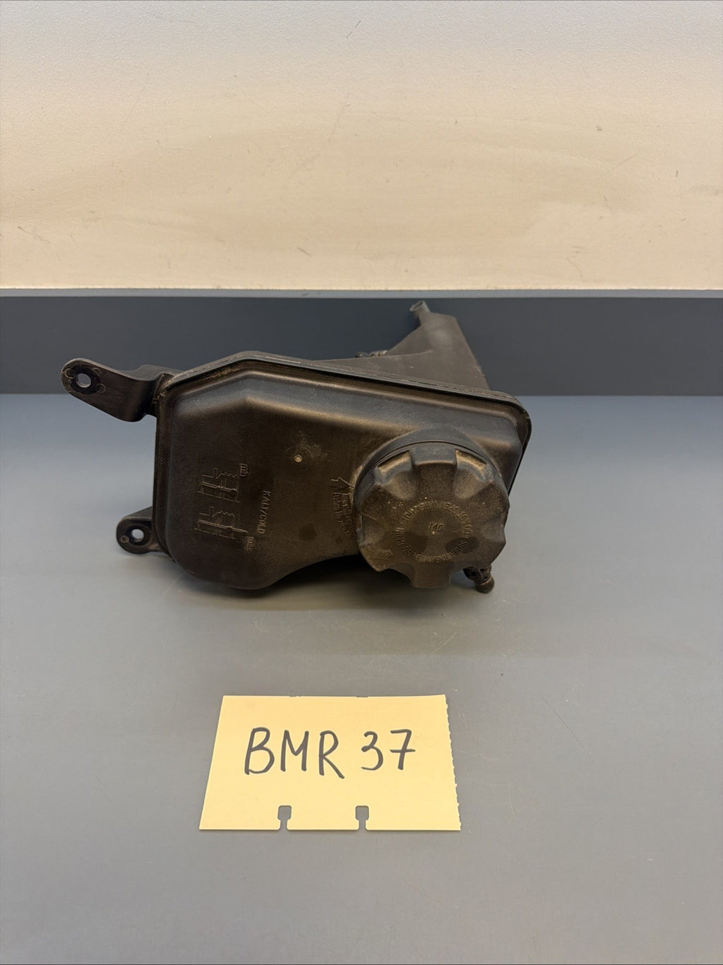 06-13 BMW E82 E88 E90 E92 E93 335 Radiator Expansion Tank Coolant Reservoir OEM