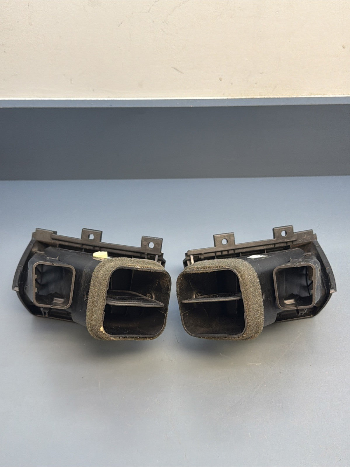 00-06 BMW E46 Dash Air Vent Panel Front Right/Left 8361898 8361897