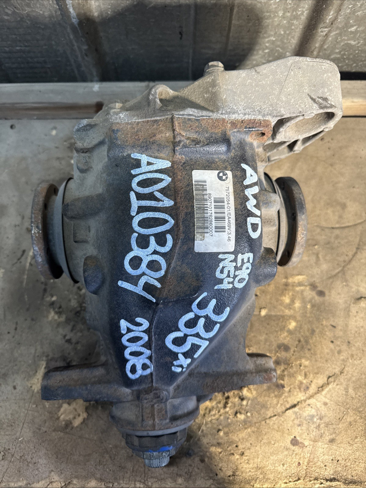 BMW REAR DIFFERENTIAL E90 SERIES 335Xi AUTOMATIC FINAL DRIVE 3.46 7572054