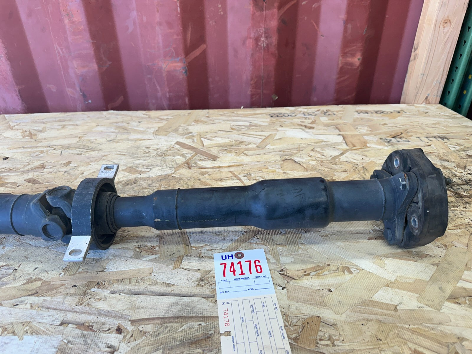OEM BMW REAR DRIVESHAFT FITS BMW 7565349