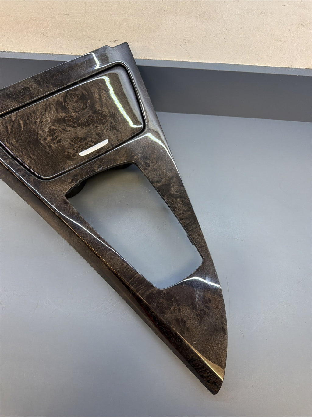 BMW F06 650i 640i Center Console Cup Holder Shifter Bezel Trim Wood 9242733 OEM