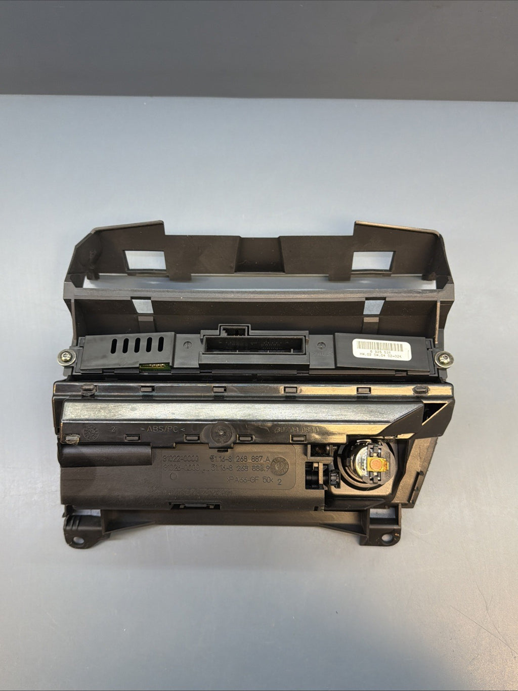 01-06 BMW E46 3-SERIES DASH CENTER CONSOLE ASH TRAY 8268887 8268888 OEM