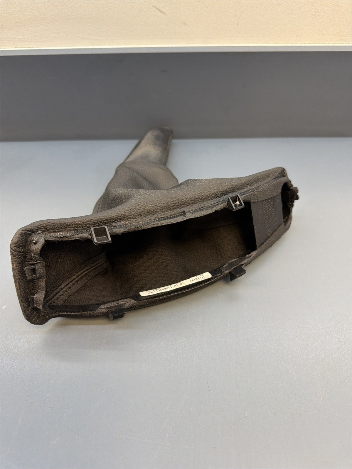 06-13 BMW E90 328i EMERGENCY BRAKE HANDLE BOOT COVER BLACK LEATHER OEM 7137535
