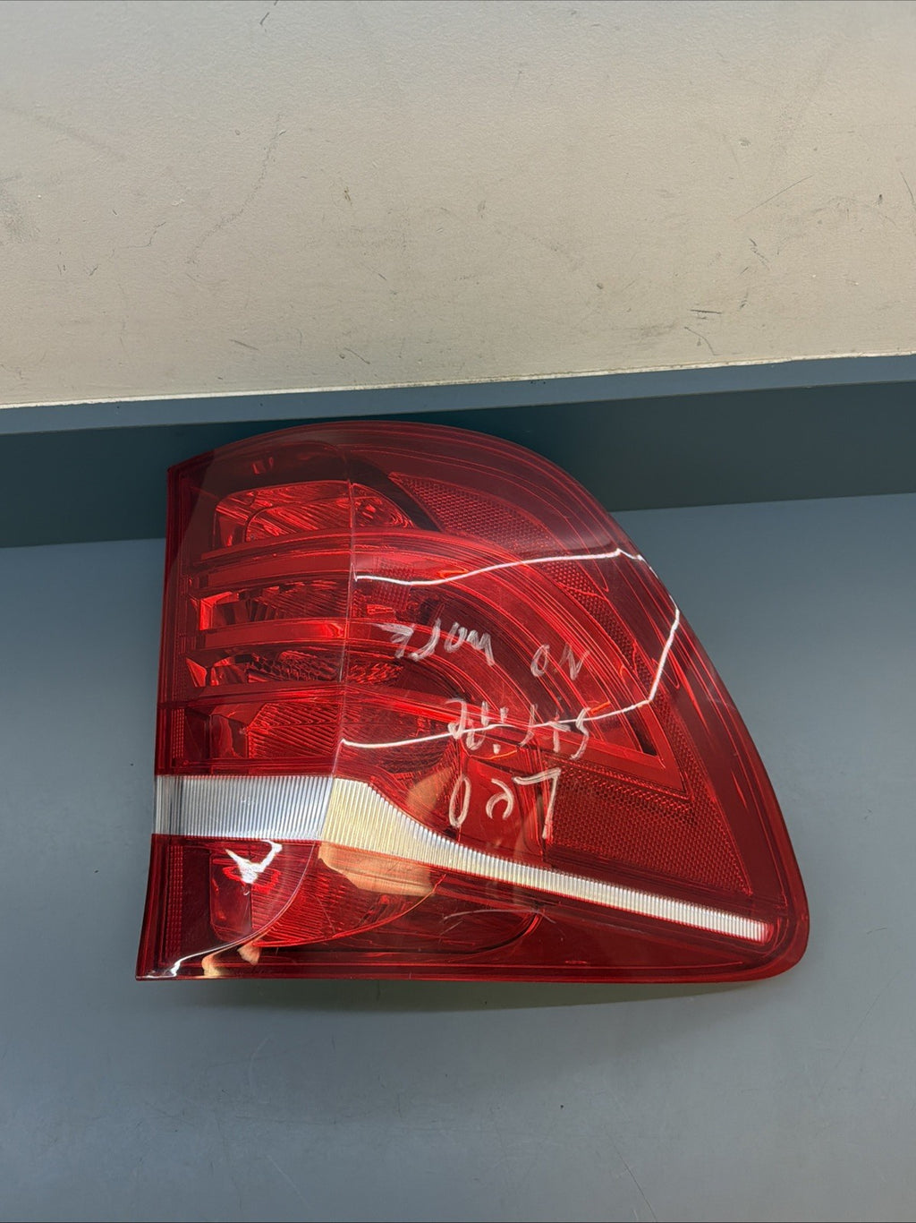2011-2017 BMW X3 Driver Tail Light Quarter Mounted Headlamps OEM 7220239