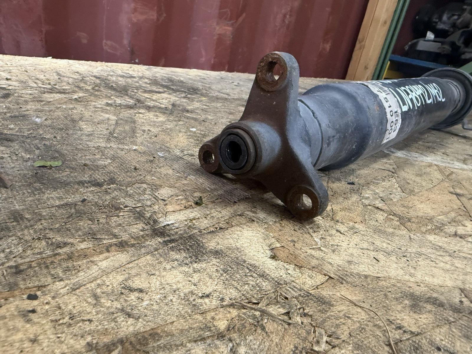 2002 X5IS E53 REAR DRIVESHAFT 7510001 74647