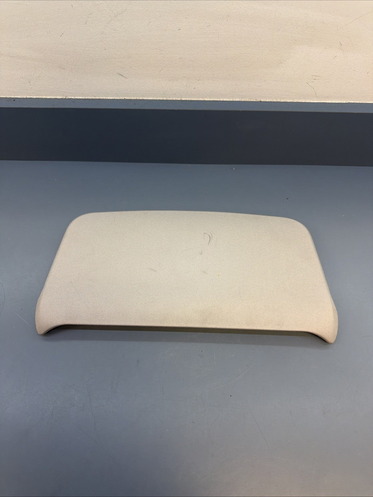 07-13 BMW 3 SERIES E92 E93 COUPE HEADLINING REAR BRAKE COVER GREY 7139298