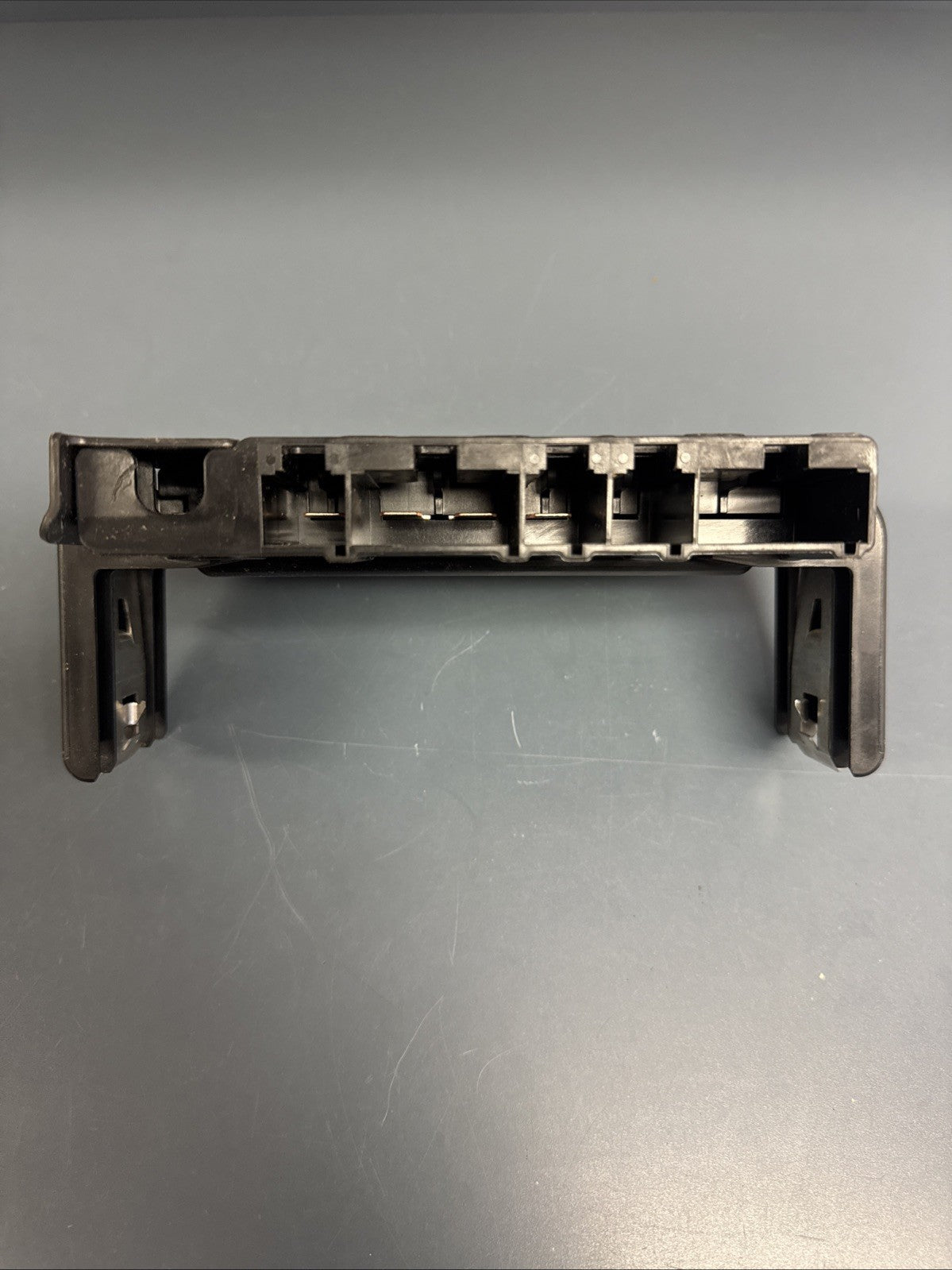 06-13 BMW E90 E92 325i 3 Series Power Distribution Junction Box 6942912 Oem