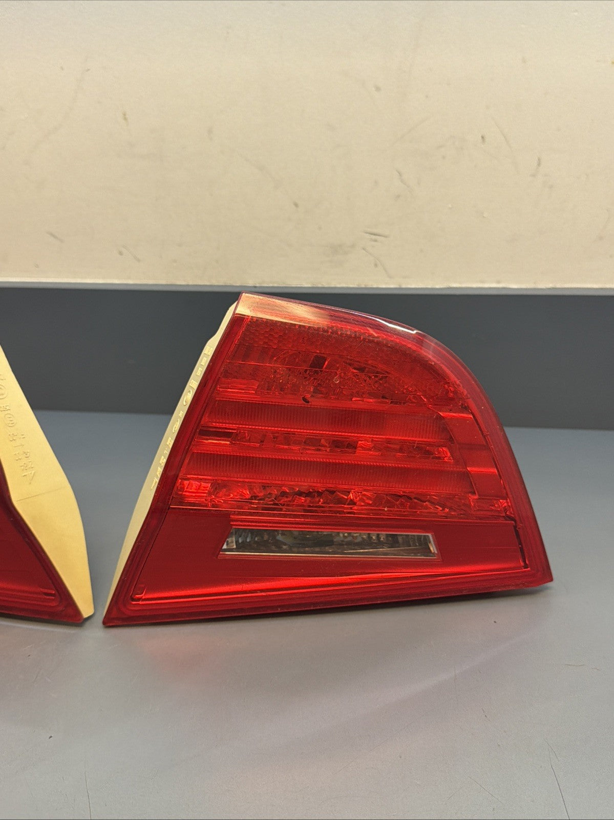 09-11 BMW E90 SEDAN LCI Rear Left Right Inner Tail Light Set OEM 7154155 7154156