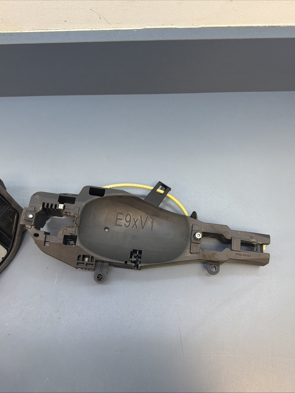 12-15 BMW X1 E84 Front Right Door Lock Latch Actuator & Handle Frame OEM 7229458