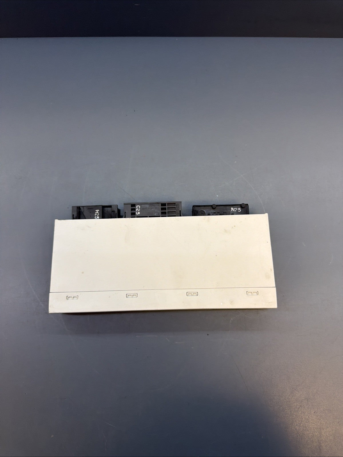 2001-2003 BMW 325i 330i M3 BCM Body Control Module 6907663 OEM