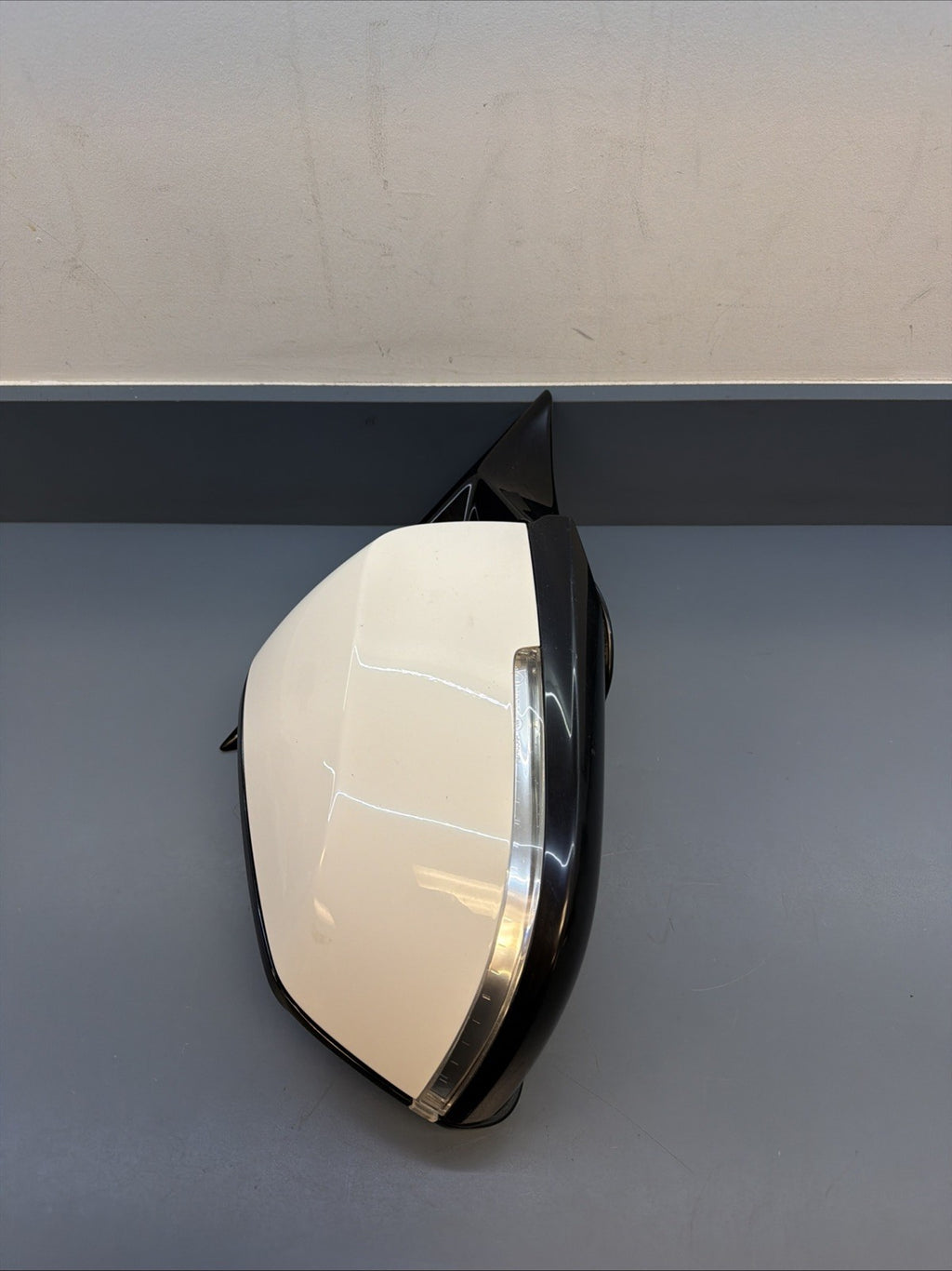 2012-2016 Bmw 328i 320i Right Passenger Side View Power Mirror E021185