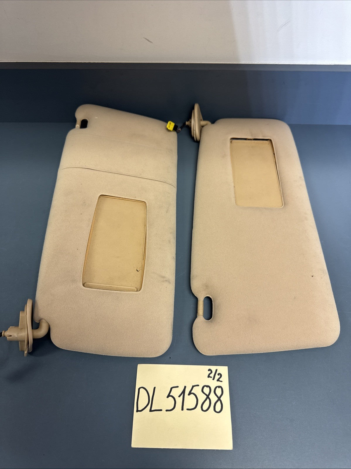 96-01 BMW E38 740i Sun Visor Set Sun Shade Blind Visor OEM