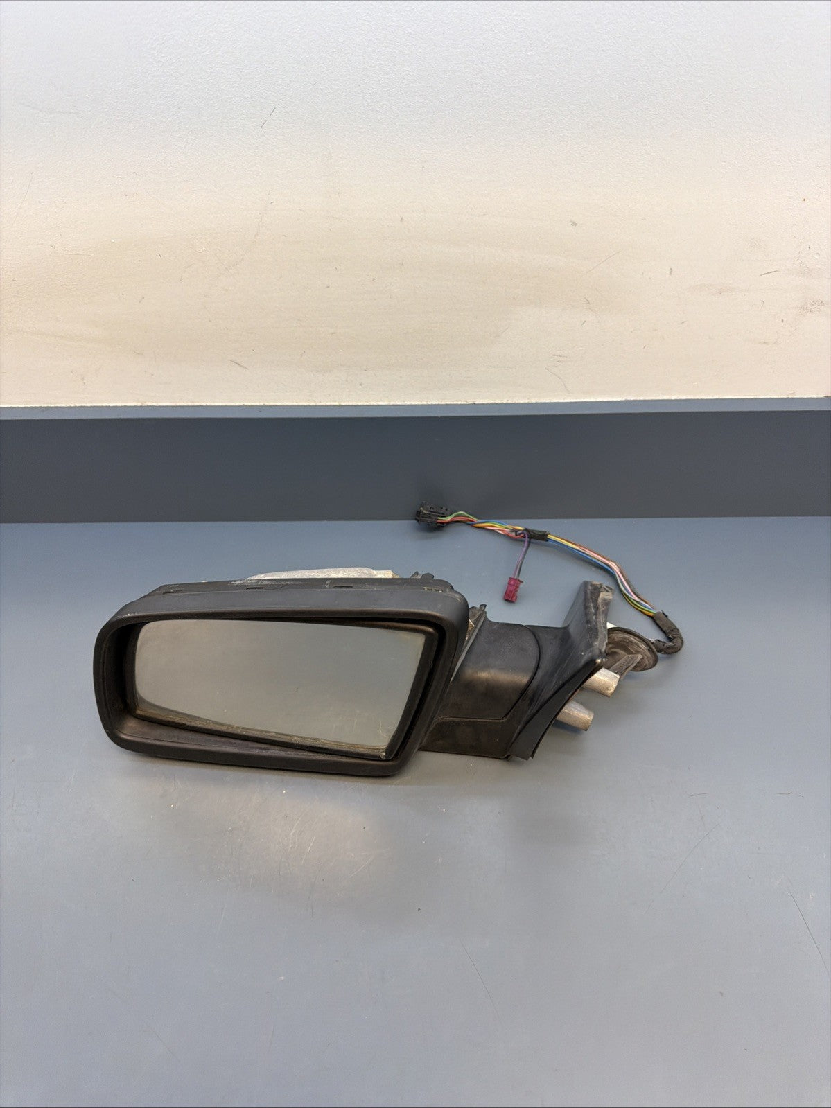 2006-2010 BMW 528I 535I 525I E60 LEFT DRIVER SIDE BLACK POWER DOOR MIRROR OEM