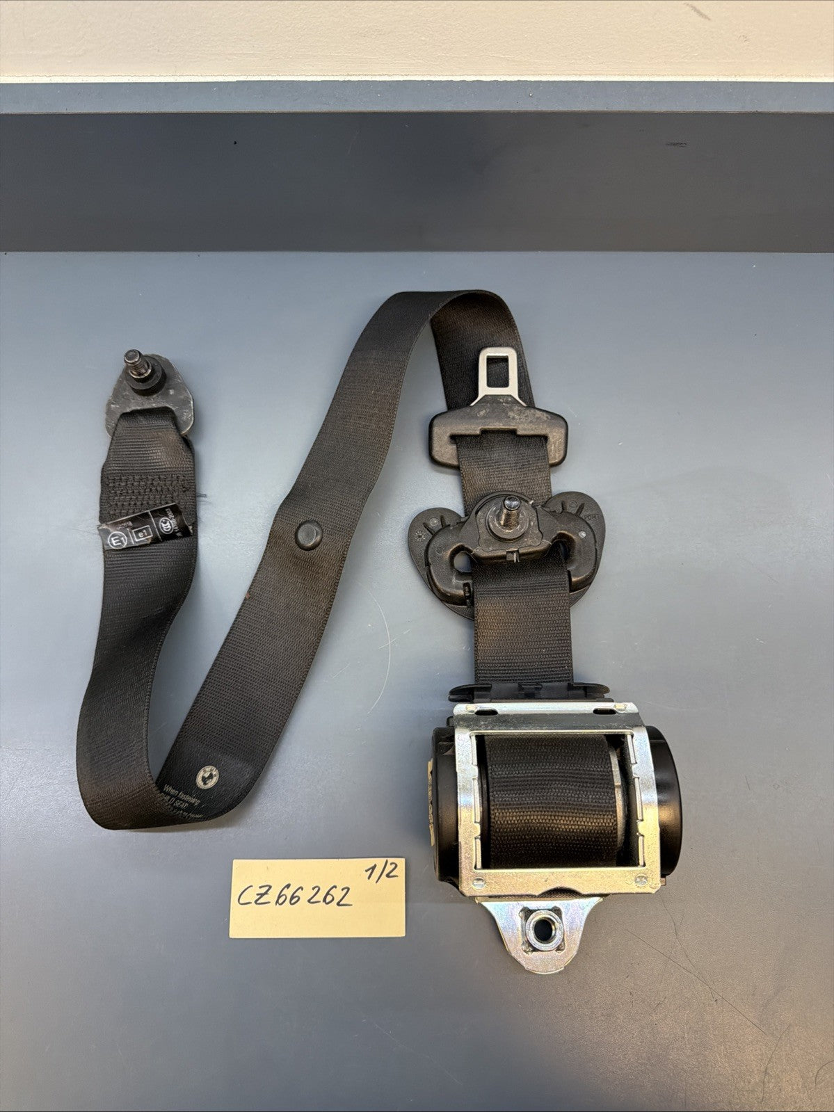 04-10 BMW E60 535i Front Right Passenger Seat Belt Retractor 603404600 OEM