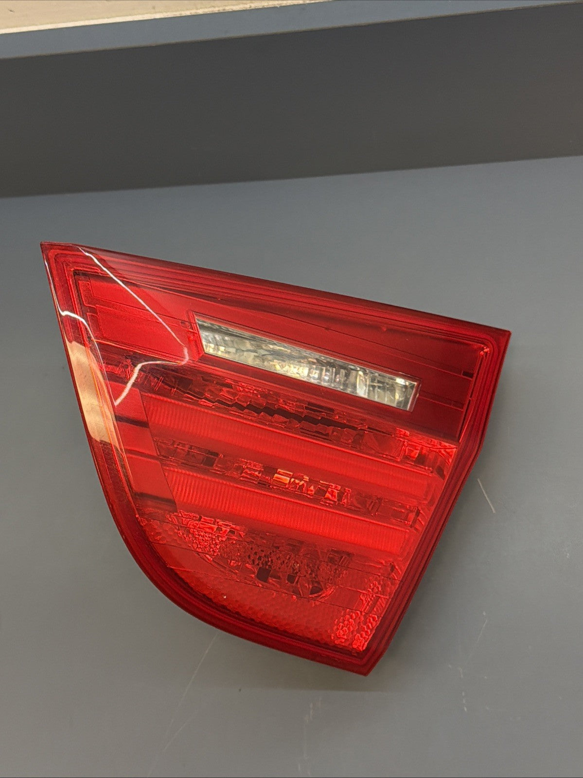 2009-11 BMW E90 LCI 3 Series Right Passenger Inner Trunk Tail Light 7289428 OEM