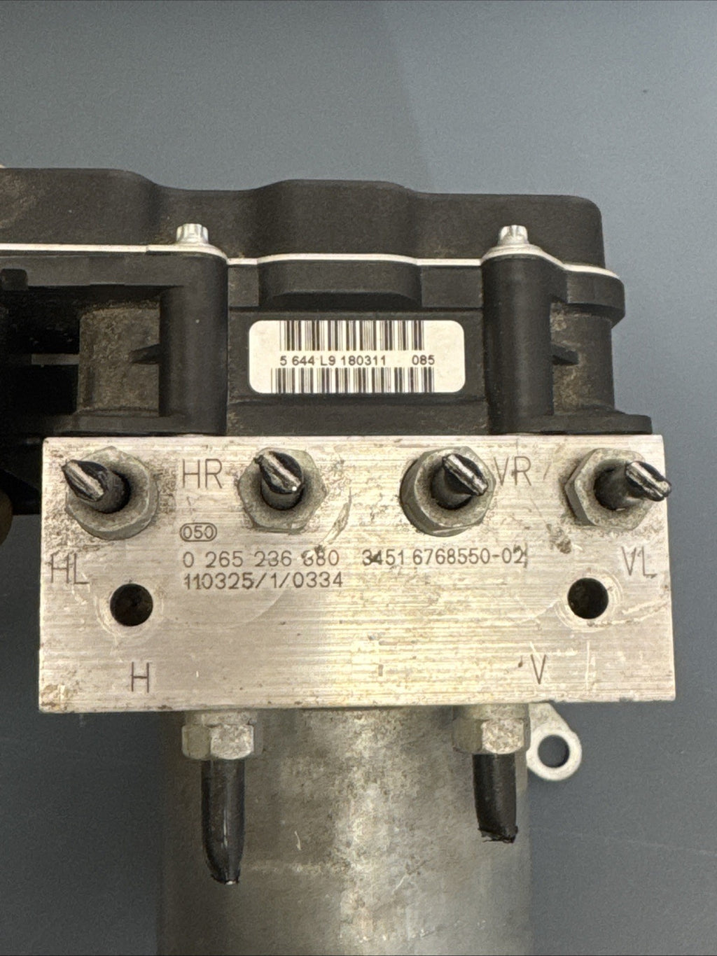 2008 - 2013 BMW 328i ABS Pump Anti Lock Brake Actuator OEM 34516780161-01