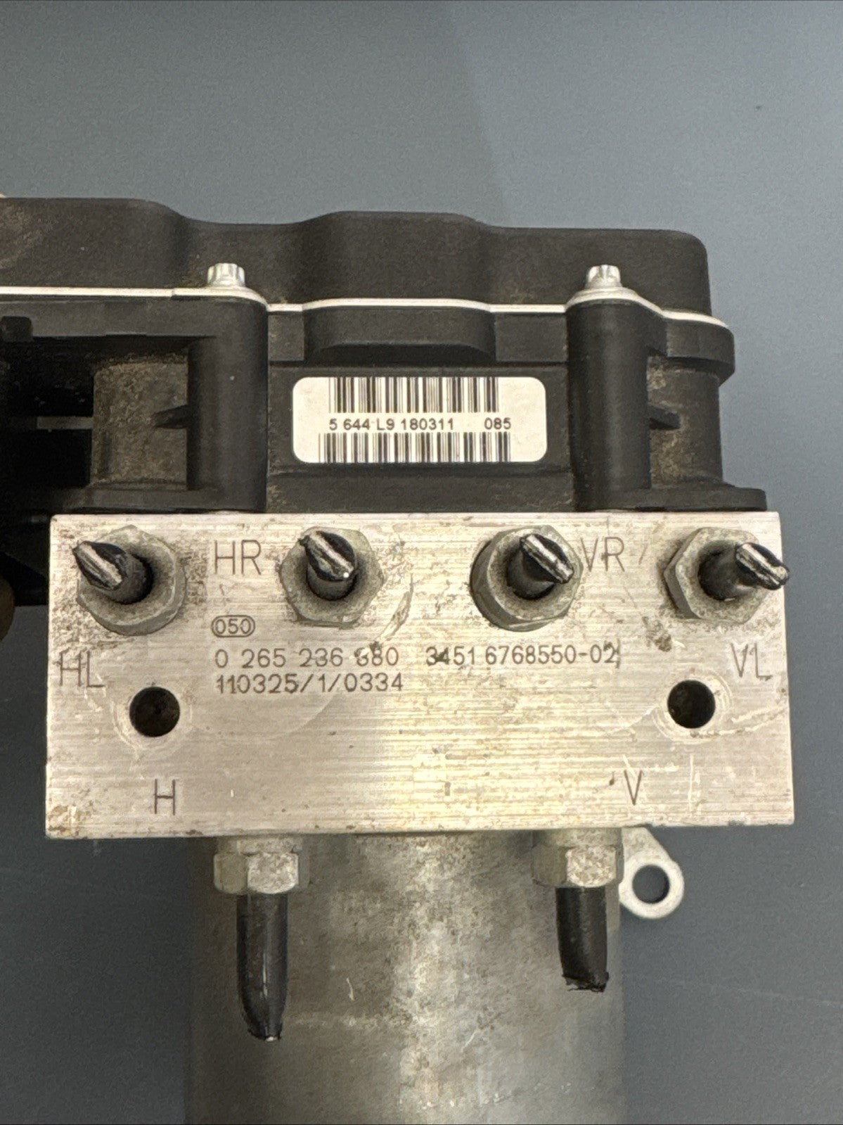 2008 - 2013 BMW 328i ABS Pump Anti Lock Brake Actuator OEM 34516780161-01