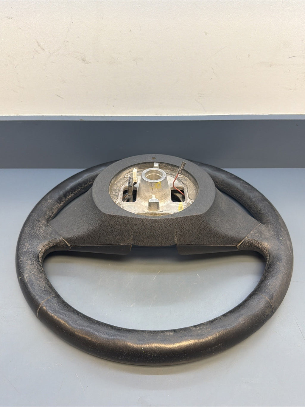 BMW 03-10 E60 5 SERIES BLACK LEATHER STEERING WHEEL W/BUTTONS OEM 11008818