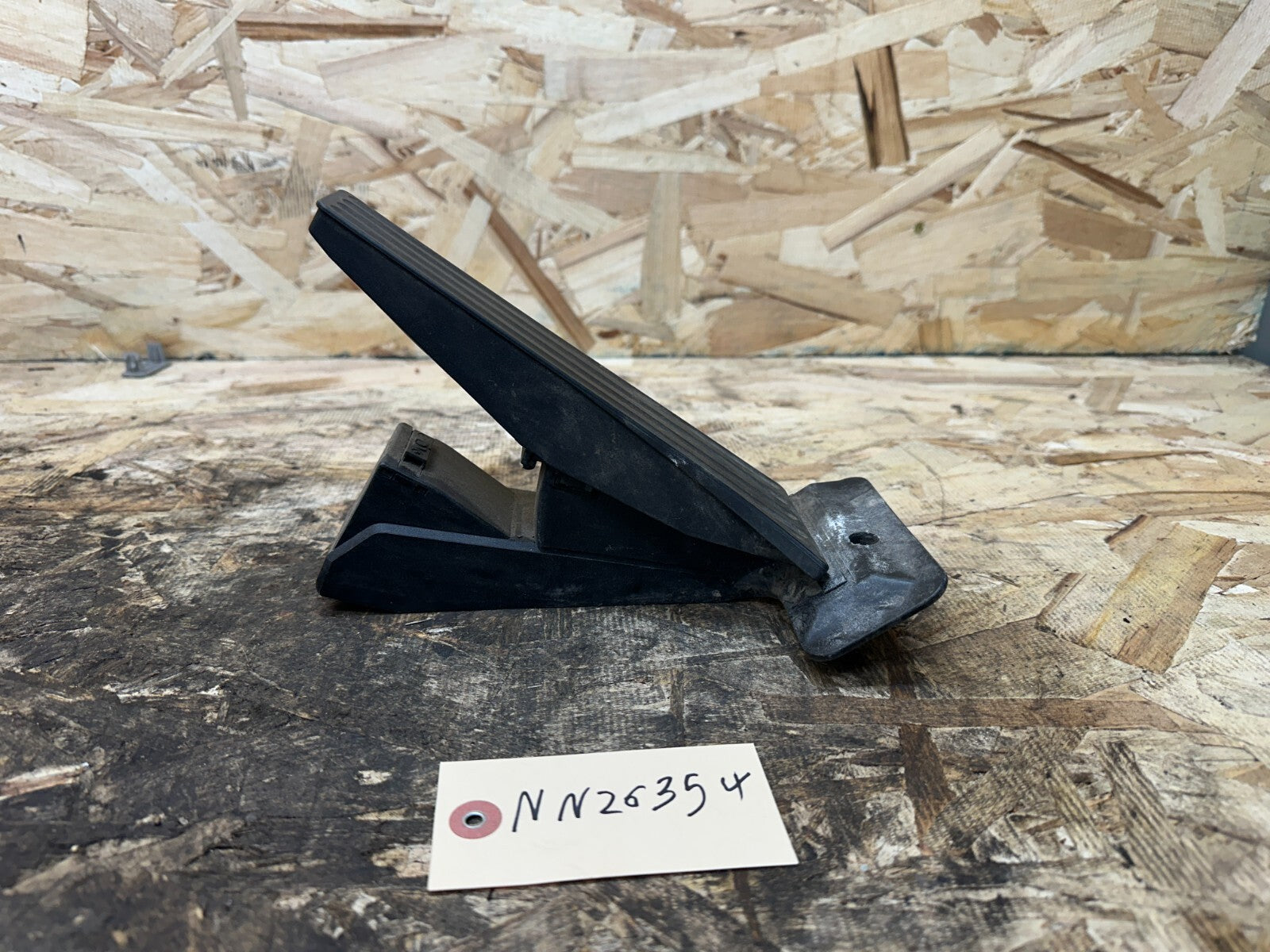 BMW 2011-2017 F25 X3 E90 F10 GAS ACCELERATOR THROTTLE PEDAL OEM 6852644