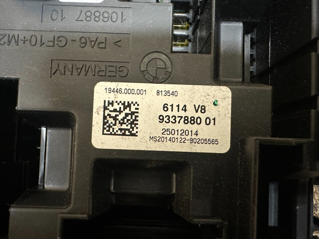 BMW 2012-2019 F30 F32 F34 F36 F80 F82 REAR FUSE RELAY BOX OEM 9337880