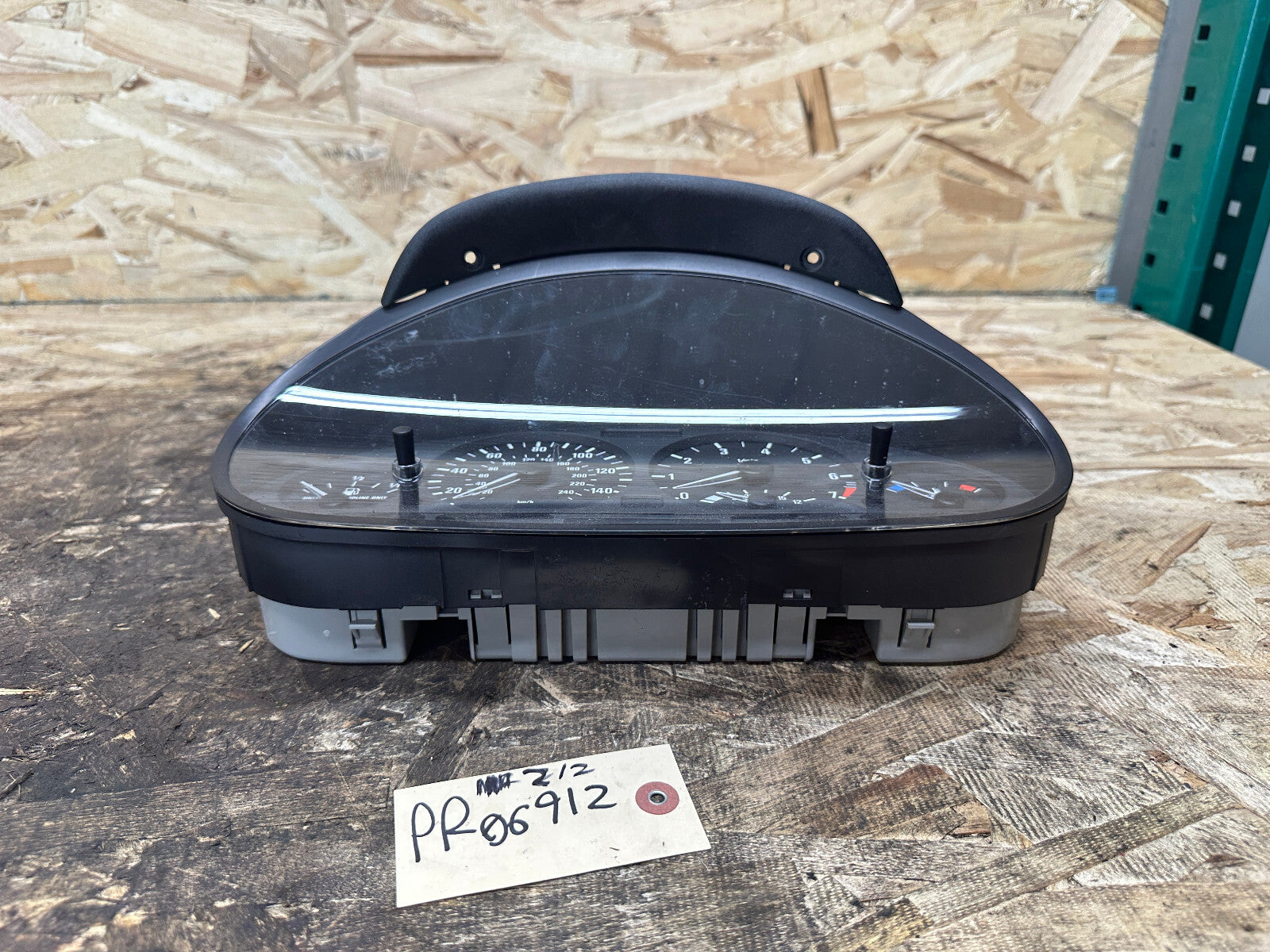 BMW 1999-2006 E46 3 SERIES SPEEDOMETER INSTRUMENT GAUGE CLUSTER MPH OEM 6932903