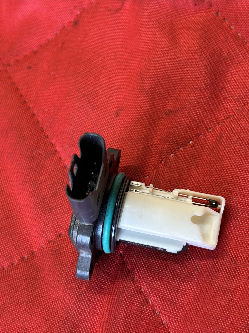 MAF Mass Air Flow Sensor For BMW 128i 328i 328xi 528i X3 X5 Z4 7551638