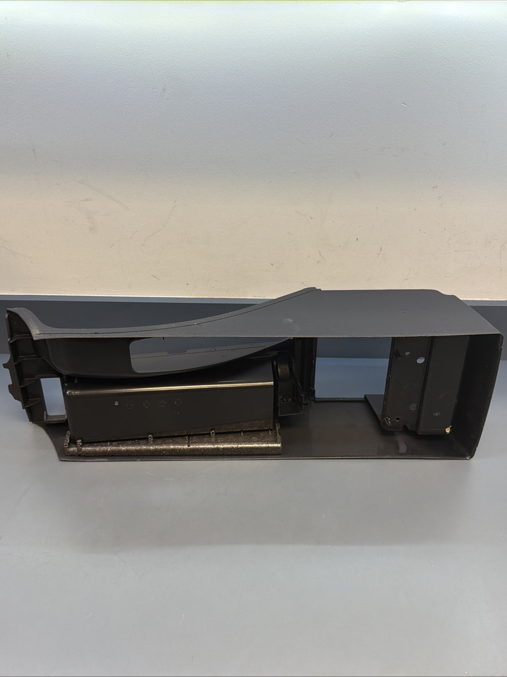 00-06 BMW E46 3-Series Center Console Cupholder Assembly BLACK OEM 8213680