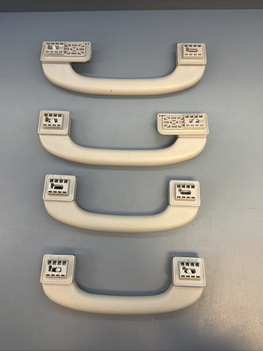 2009 2010 2011 BMW 328i 335i E90 Sedan Grab Handle Set GREY 4pc OEM 9143530 GRAY