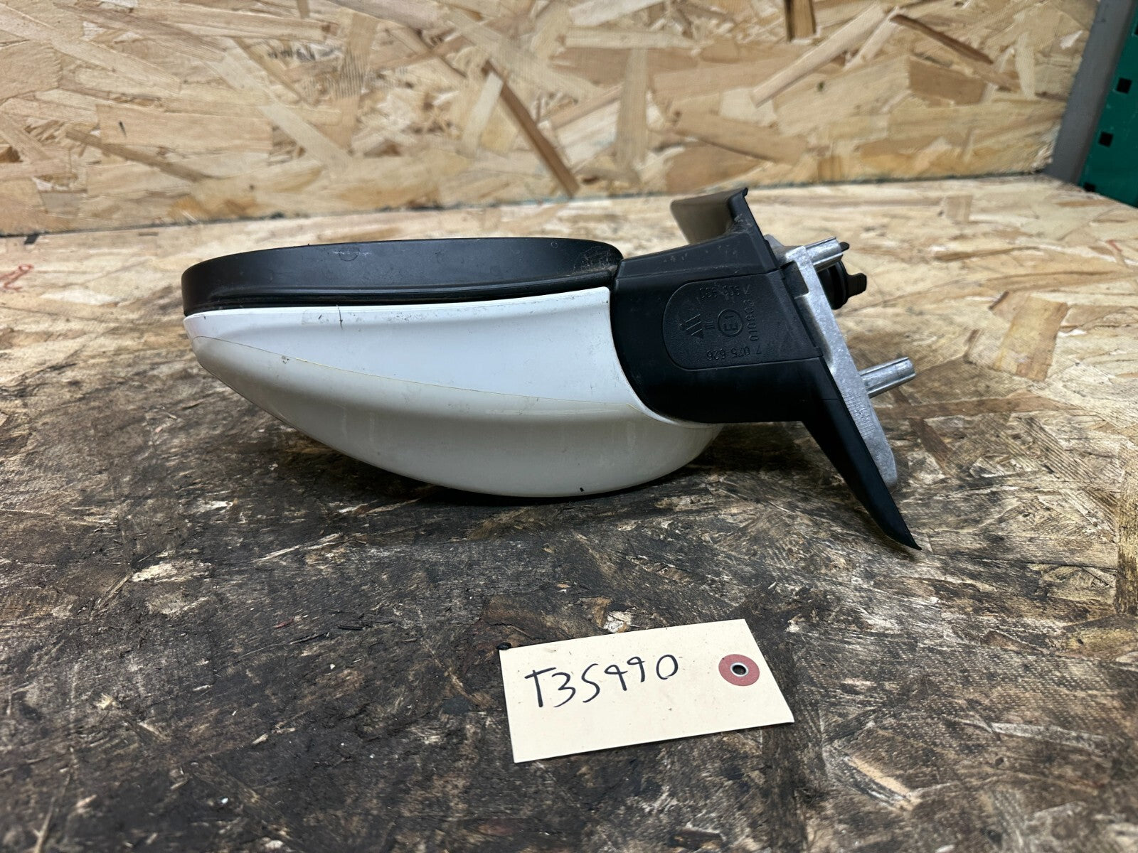 BMW 2006-2008 PRE LCI E90 DRIVER SIDE MIRROR WHITE OEM 7075626