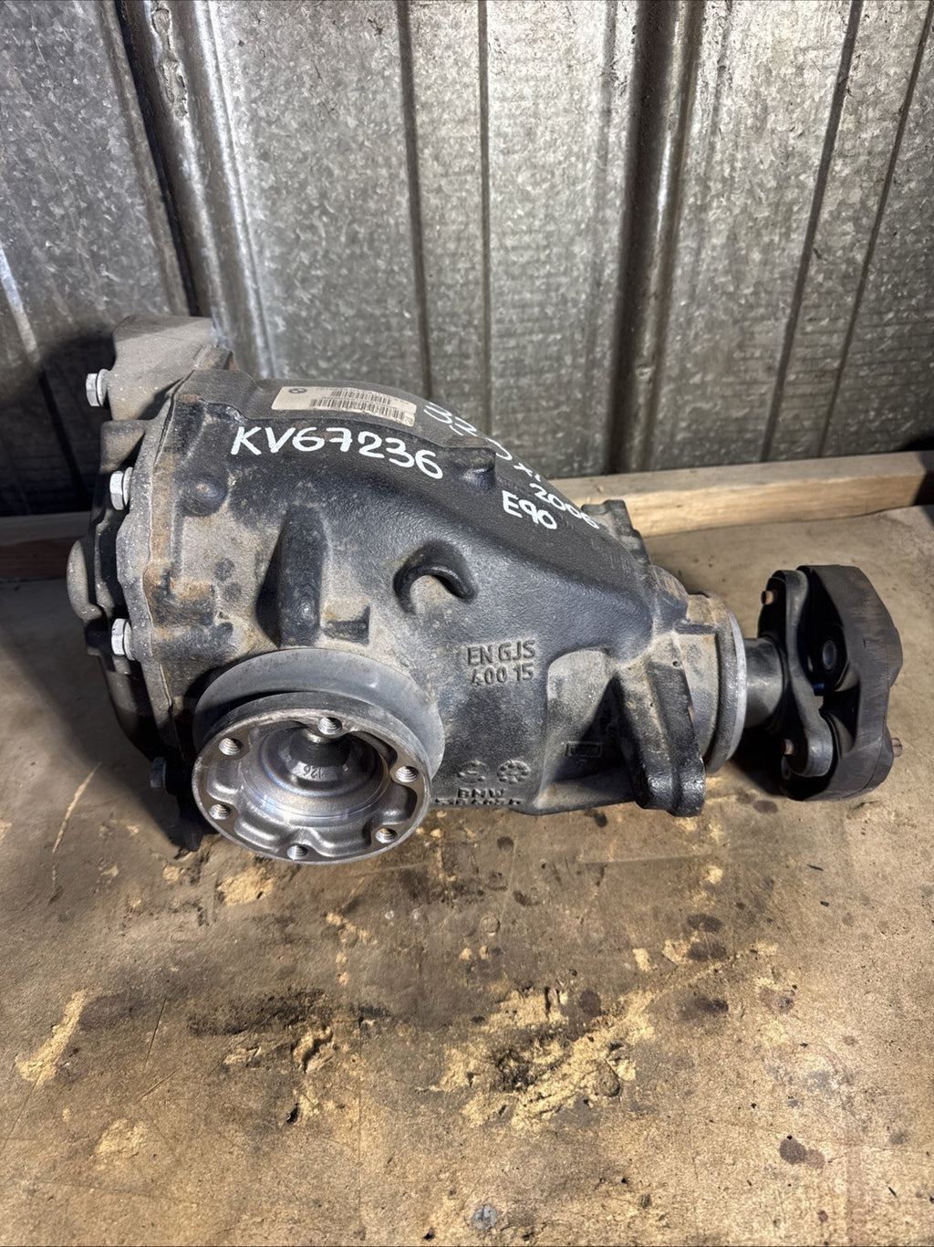 BMW REAR DIFFERENTIAL E90 SERIES 330Xi AUTOMATIC FINAL DRIVE 3.64 7519943
