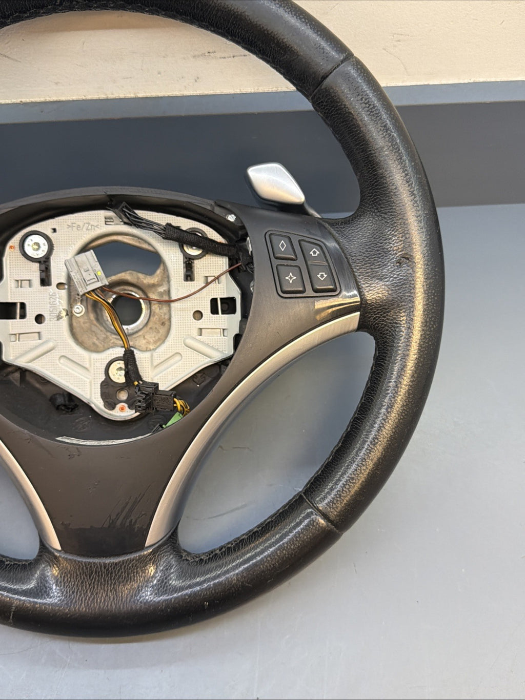 BMW E88 E90 E92 E93 M3 SPORTS STEERING WHEEL WITH PADDLE SHIFTER LEATHER 6774968