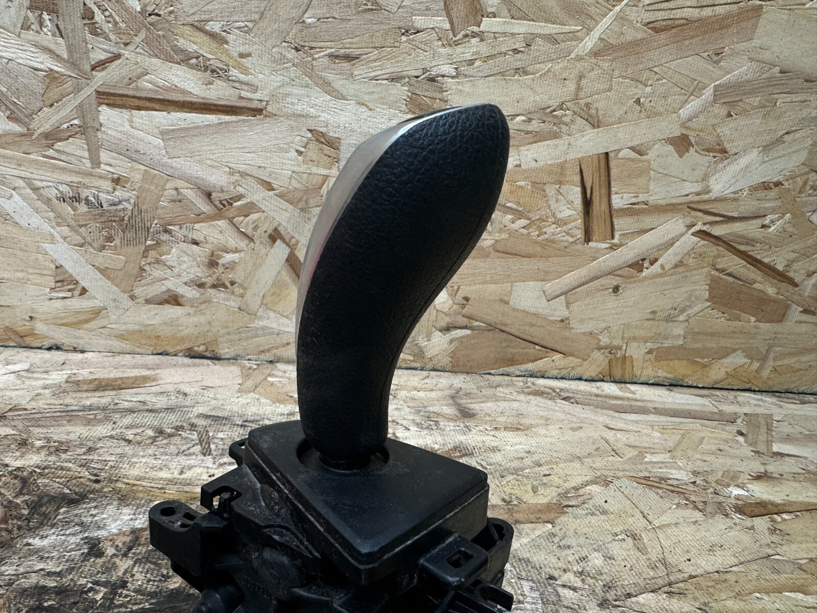 2012-2018 BMW F30 320i AT AUTOMATIC TRANSMISSION GEAR SHIFTER OEM BMW 9296896