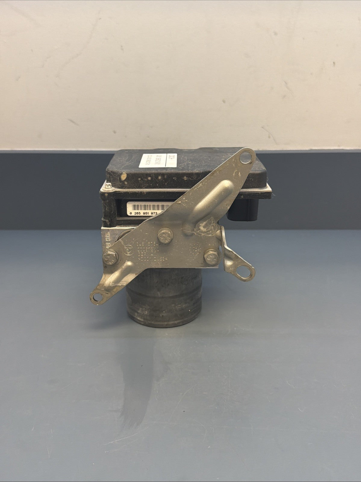 2012–2015 BMW X1 E84 HYDRAULIC ABS BRAKE PUMP MODULE OEM 6860216