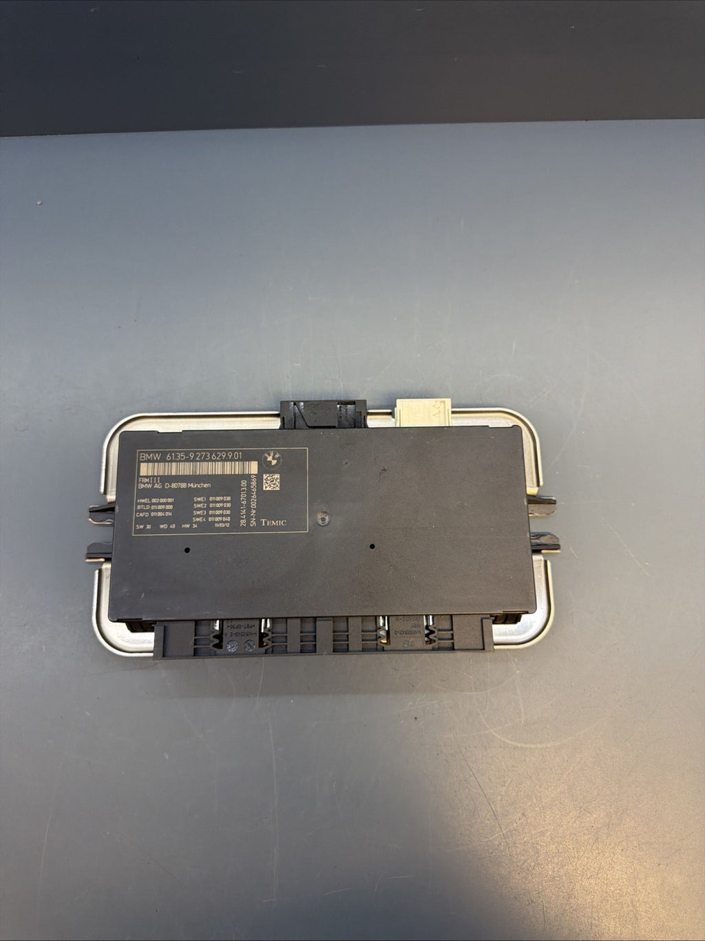 11-16 BMW F07 F10 528 535 M5 FRM3 FOOTWELL BODY LIGHT CONTROL MODULE 9273629 OEM