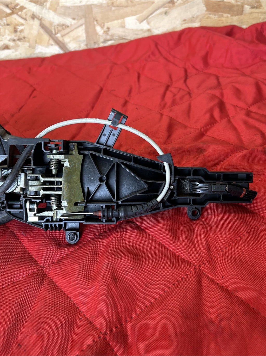 07-13 BMW E70 E71 X5 X6 Front Left Driver Side Door Lock Latch Actuator  7318419